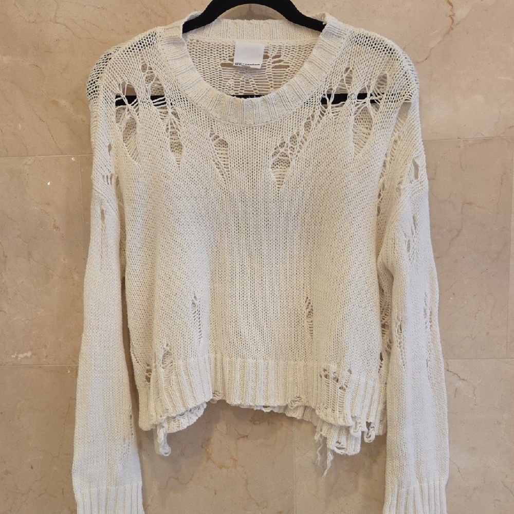 WOMEN'S SKYLAR + MADISON WHITE RIPPED TORN SWEATER SWEATSHIRT SZ SMALL $50